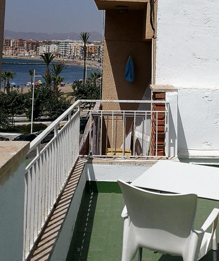 Estudio La Colonia Aguilas Exterior photo